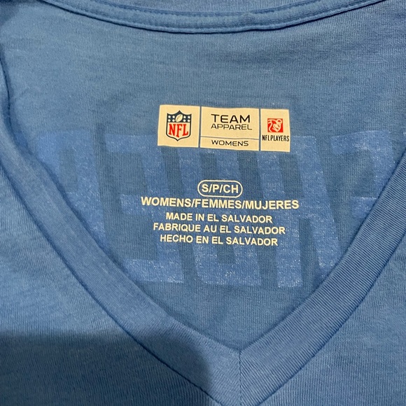 Los Angeles Chargers Justin Herbert Women’s Loose Fit T-Shirt Retails For $45 - Picture 13 of 14